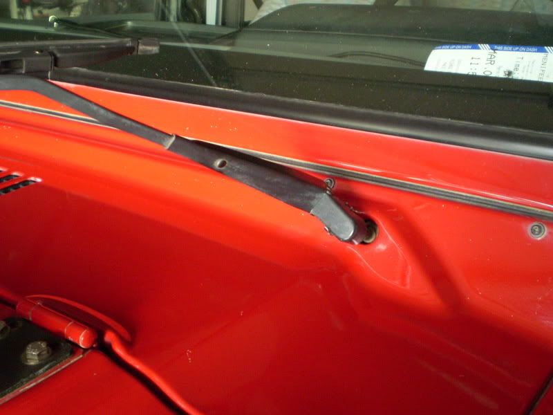 How to remove TJ wipers